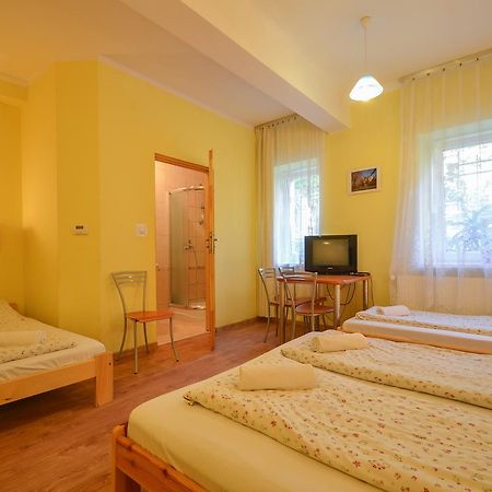Aparthostel Fryderyk Краків Екстер'єр фото
